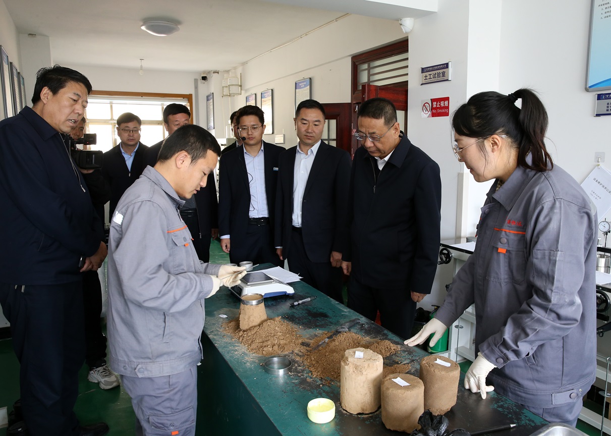 慶陽市政協領導蒞臨我公司指導調研工作